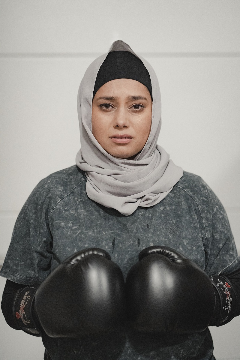 Female model photo shoot of Arsha Tahir