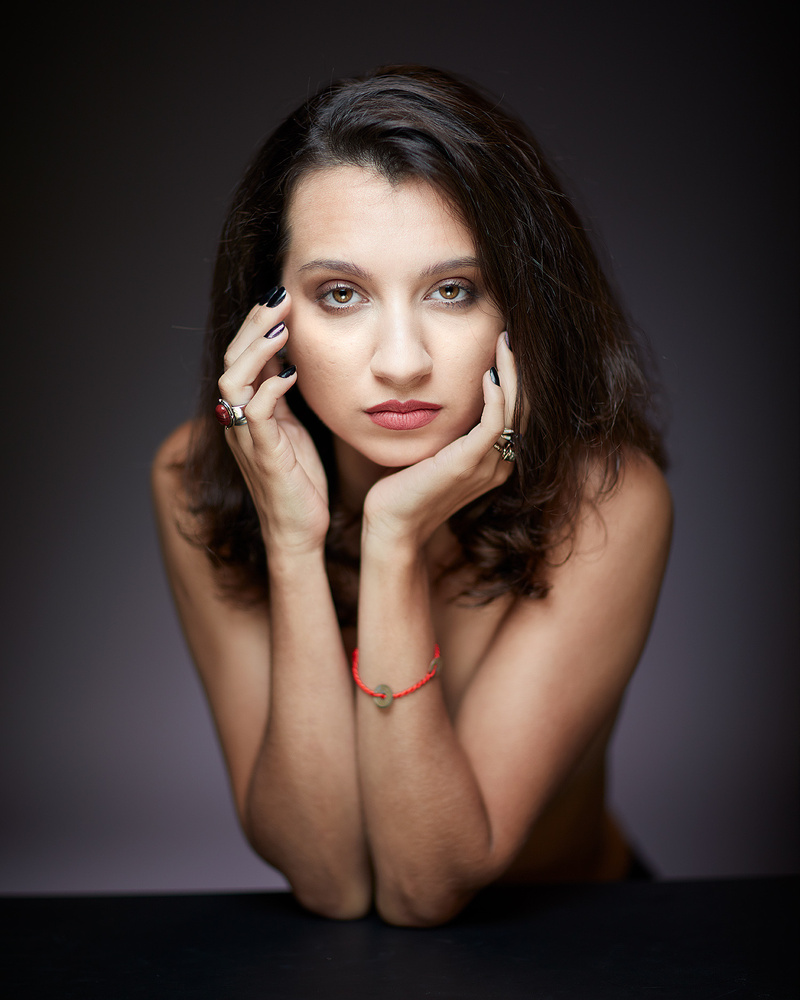 Female model photo shoot of Luma Frehley by edsger