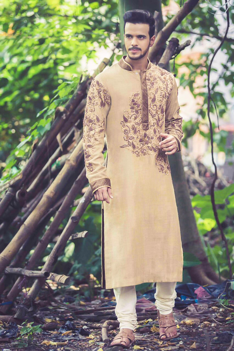 Male model photo shoot of mohitkumar in India