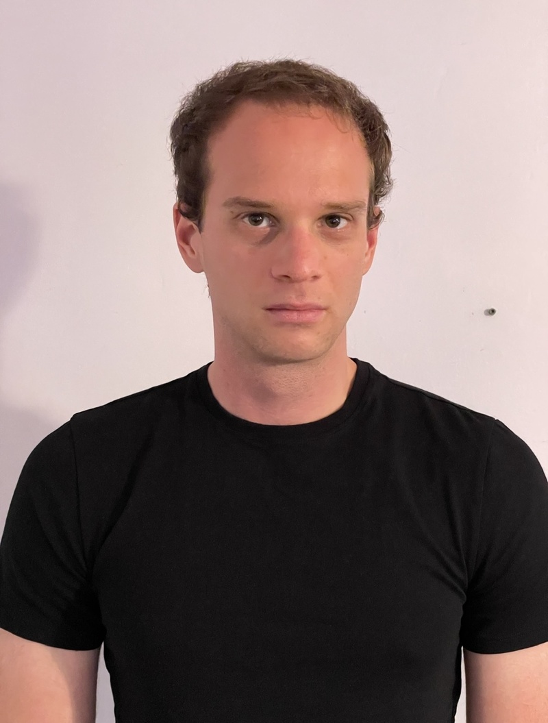 Male model photo shoot of Alexander David Tracy