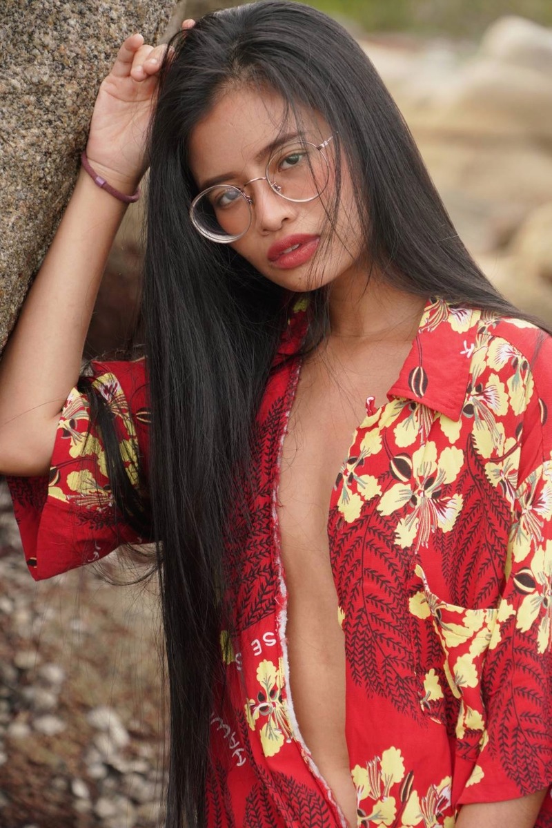 Female model photo shoot of Bua Apinya in Pattaya