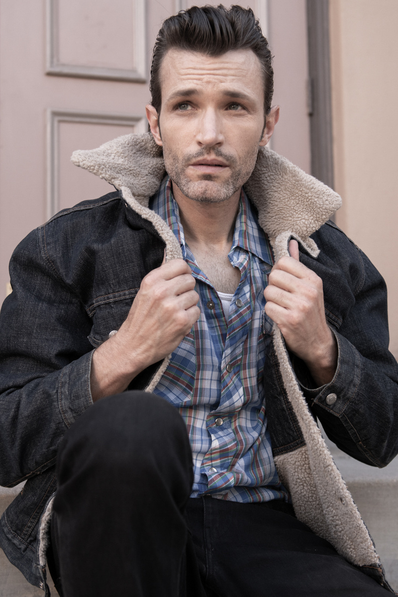Male model photo shoot of Eric Callero