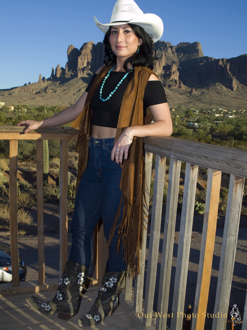 0 model photo shoot of Out West Photo Studio in Arizona