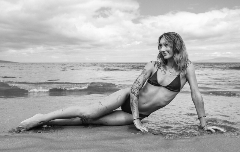 Female model photo shoot of Earth_2_erica in Maui