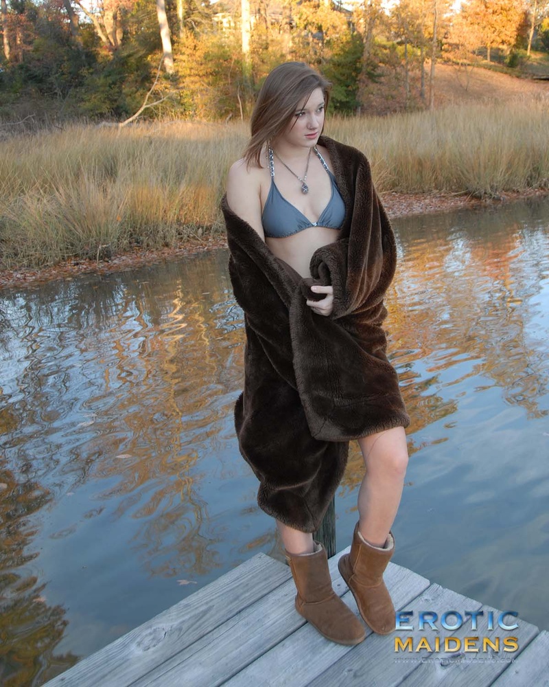 0 model photo shoot of Erotic Maidens in Waterside