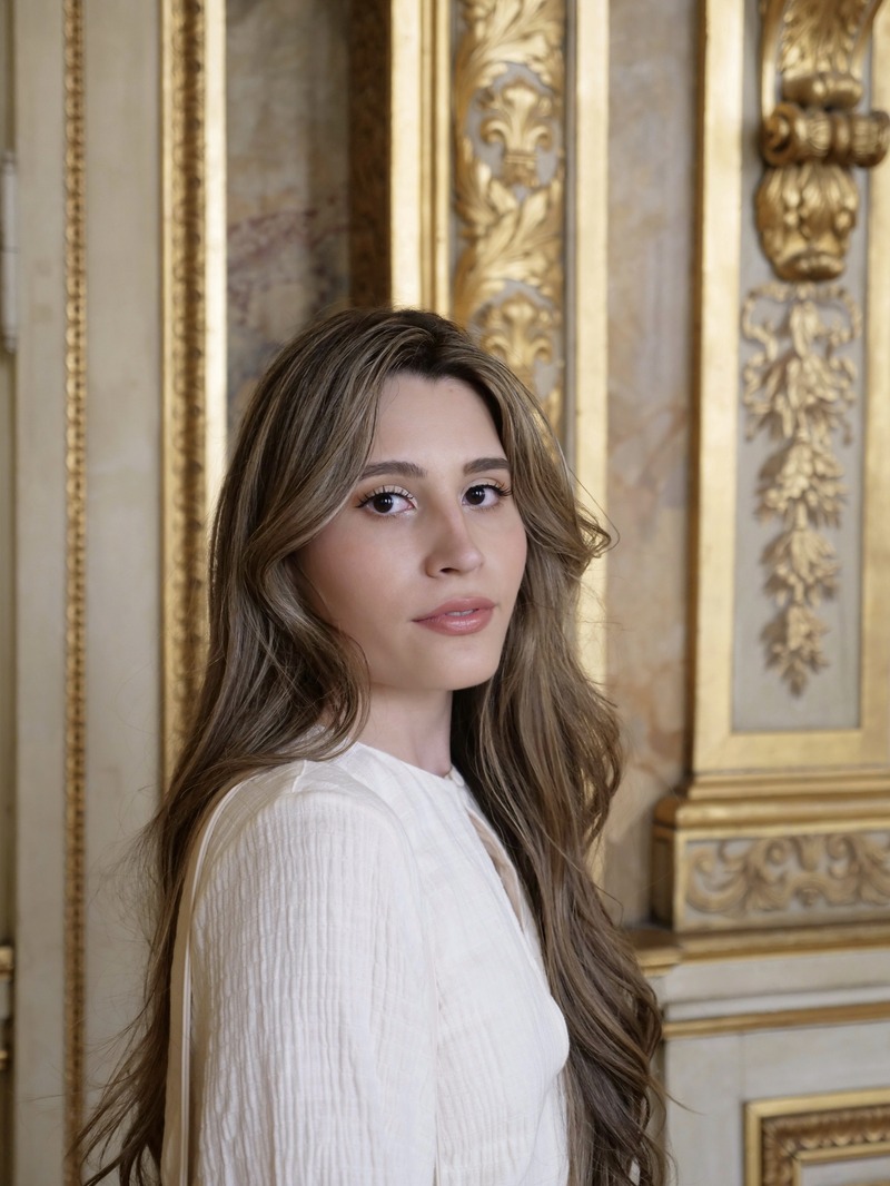 Female model photo shoot of DoreenAngel in Paris, France