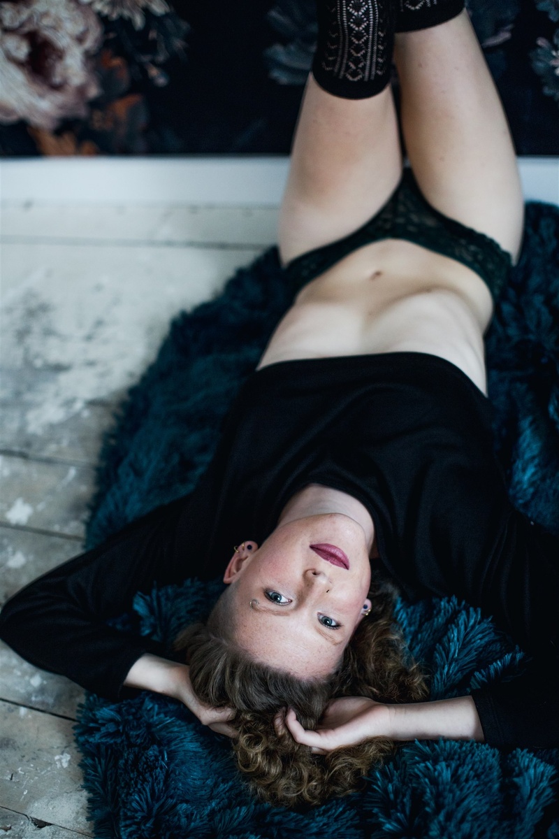 Female model photo shoot of Rebekah Rockafield