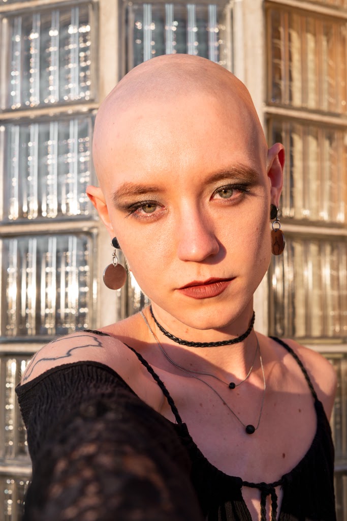 Female model photo shoot of thetyrant_rexx