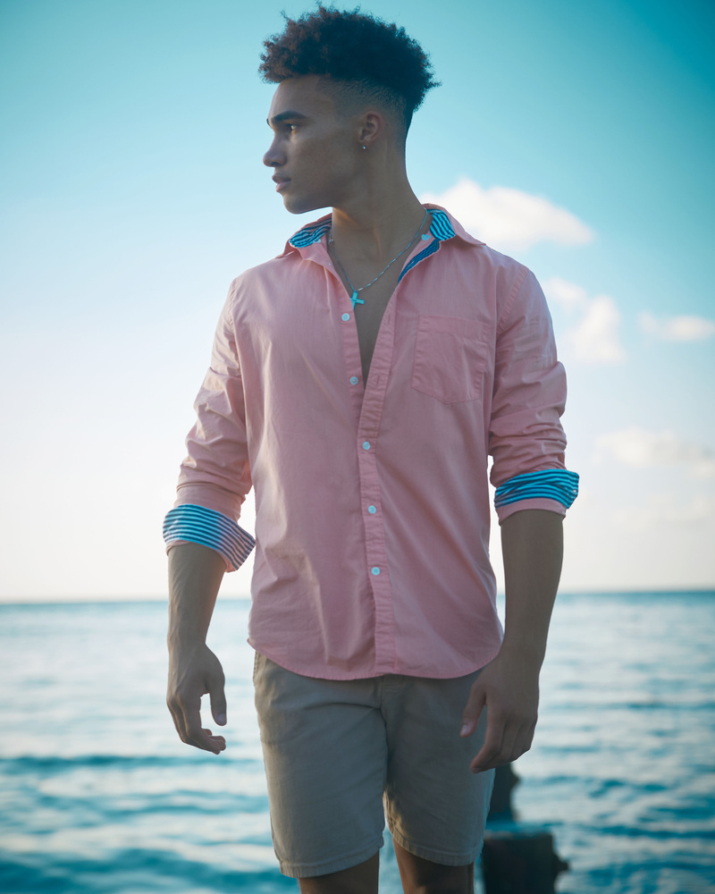 Male model photo shoot of Zachariah Reed