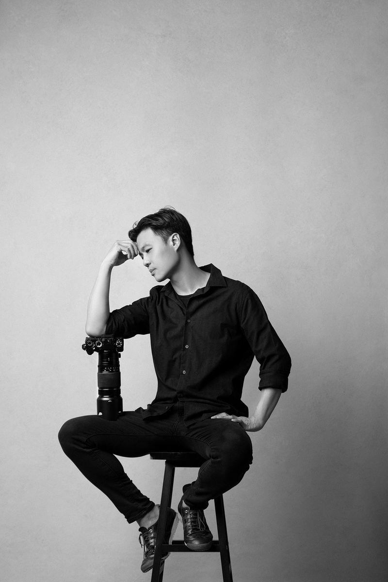 Male model photo shoot of Ejun Low in Ejun Low Portrait Studio