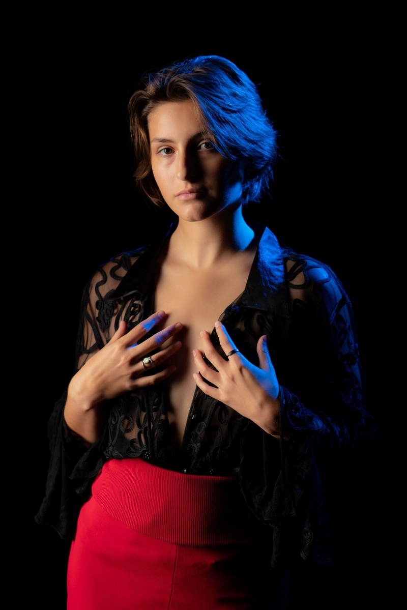 Female model photo shoot of Keras by andersart