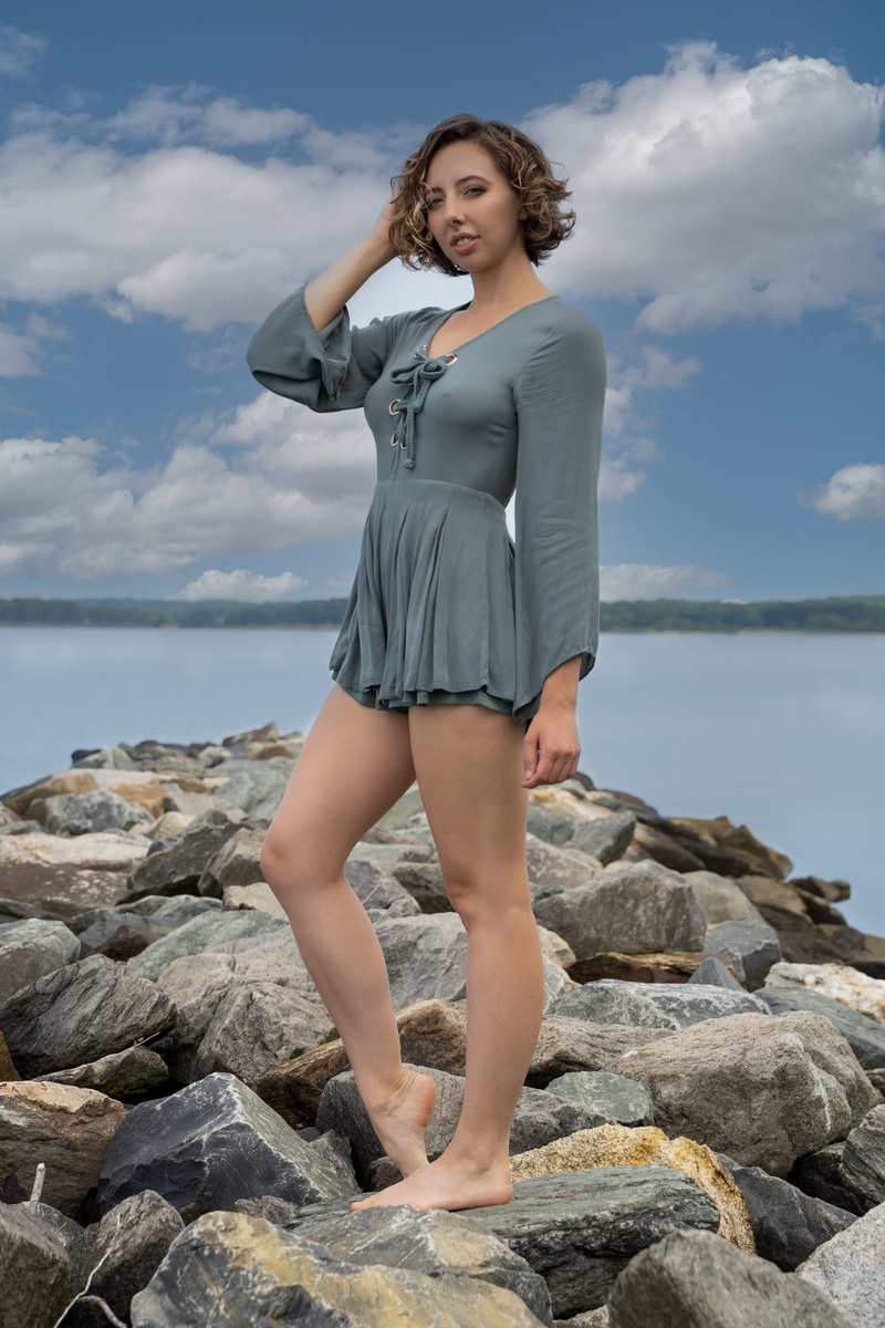 Female model photo shoot of sydneyalexisofficial by Arthur Ball Images