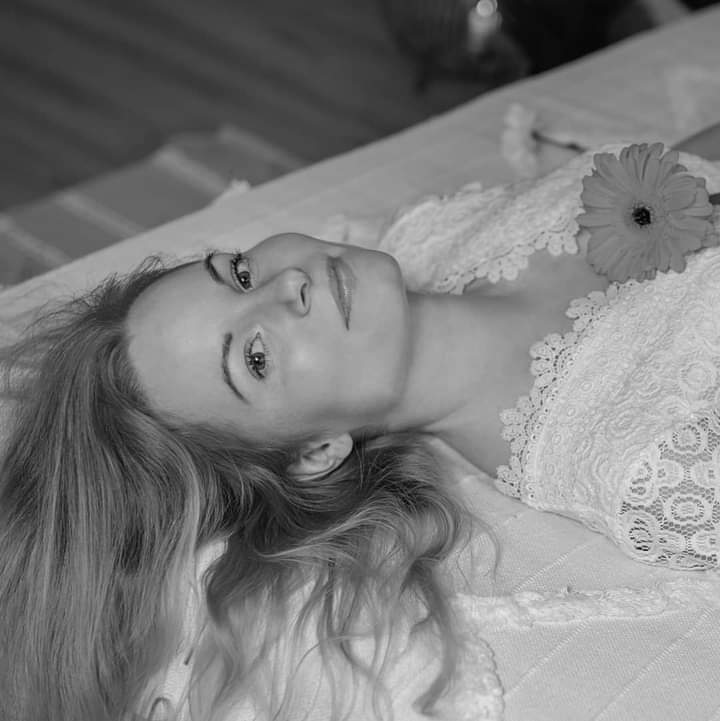 Female model photo shoot of Aneta Svobodova in Interier