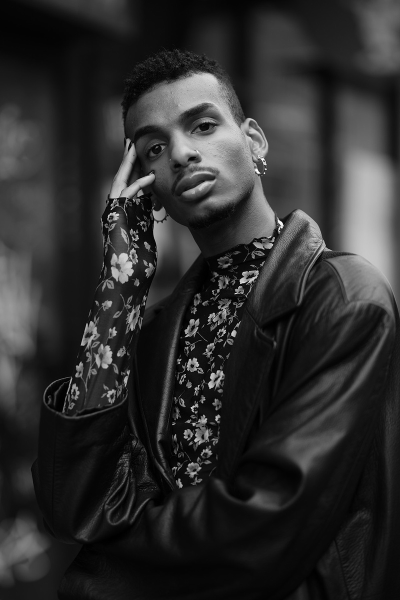 Male model photo shoot of Noah Addis