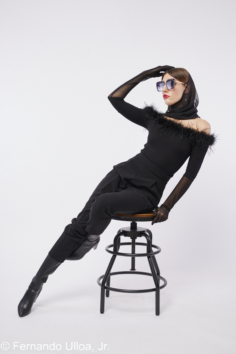 Female model photo shoot of xidrizi by Fernando Ulloa Jr