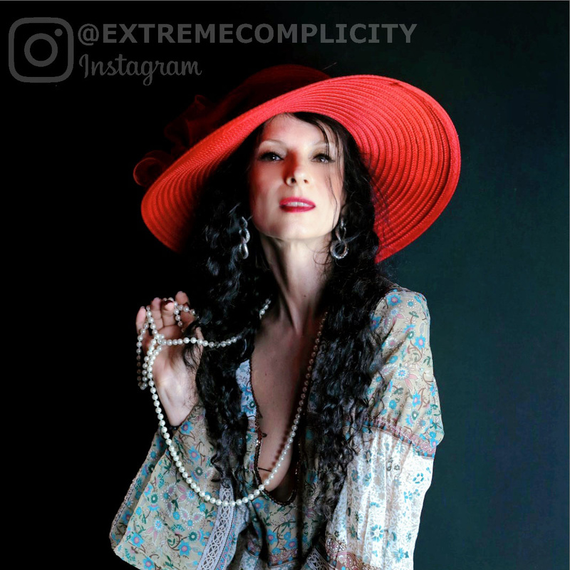 Female model photo shoot of extremecompliicty