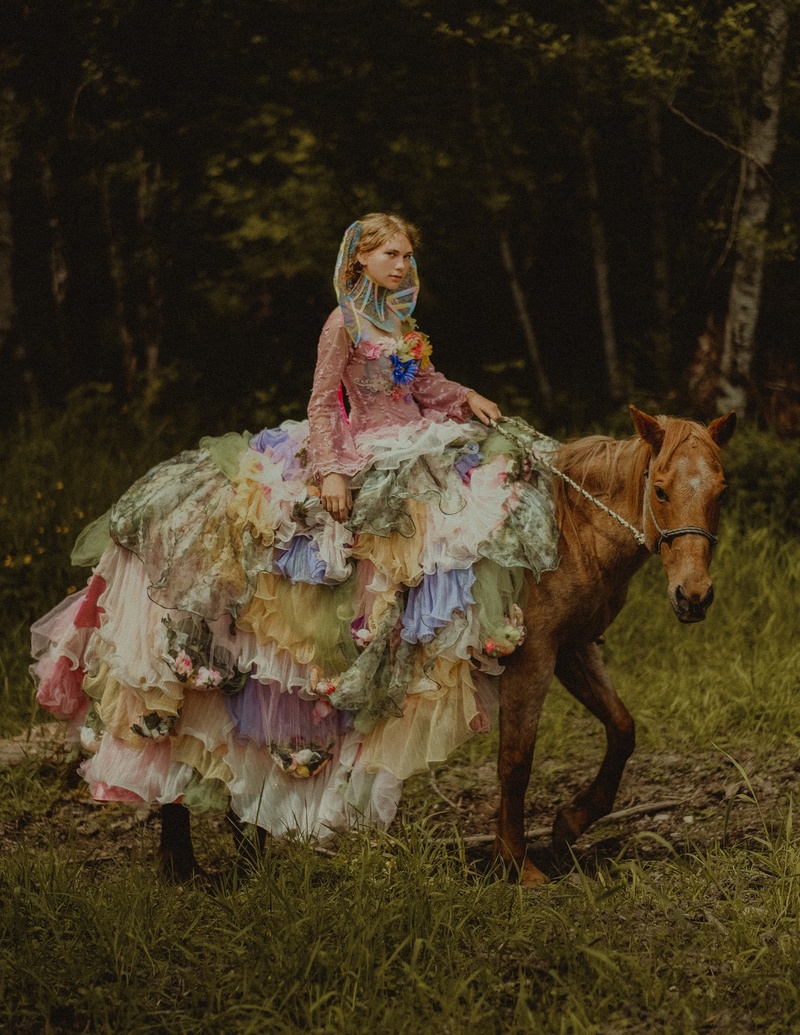 Female model photo shoot of violetjillanephotoart in Farms & Fairytales