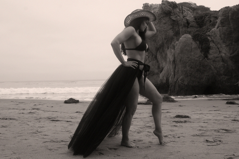 Female model photo shoot of Amylynnla in Malibu