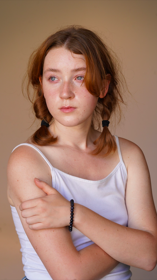 Female model photo shoot of emmahalleen