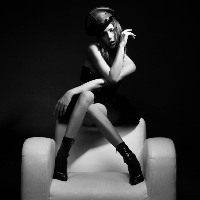 Female model photo shoot of Jessica Gomez