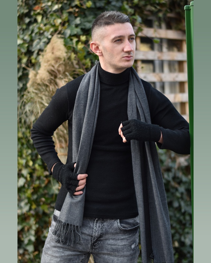 Male model photo shoot of 100janov in Salzburg