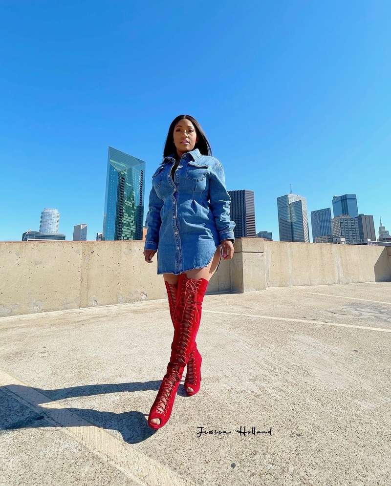 Female model photo shoot of JessicaHolland in Dallas Texas