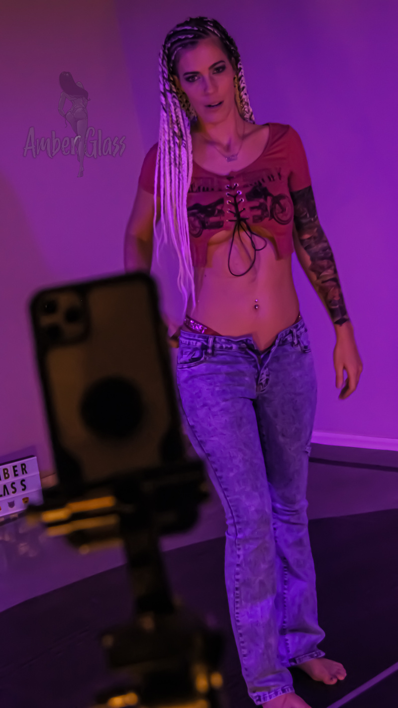 Female model photo shoot of amberglass in TikTok Live