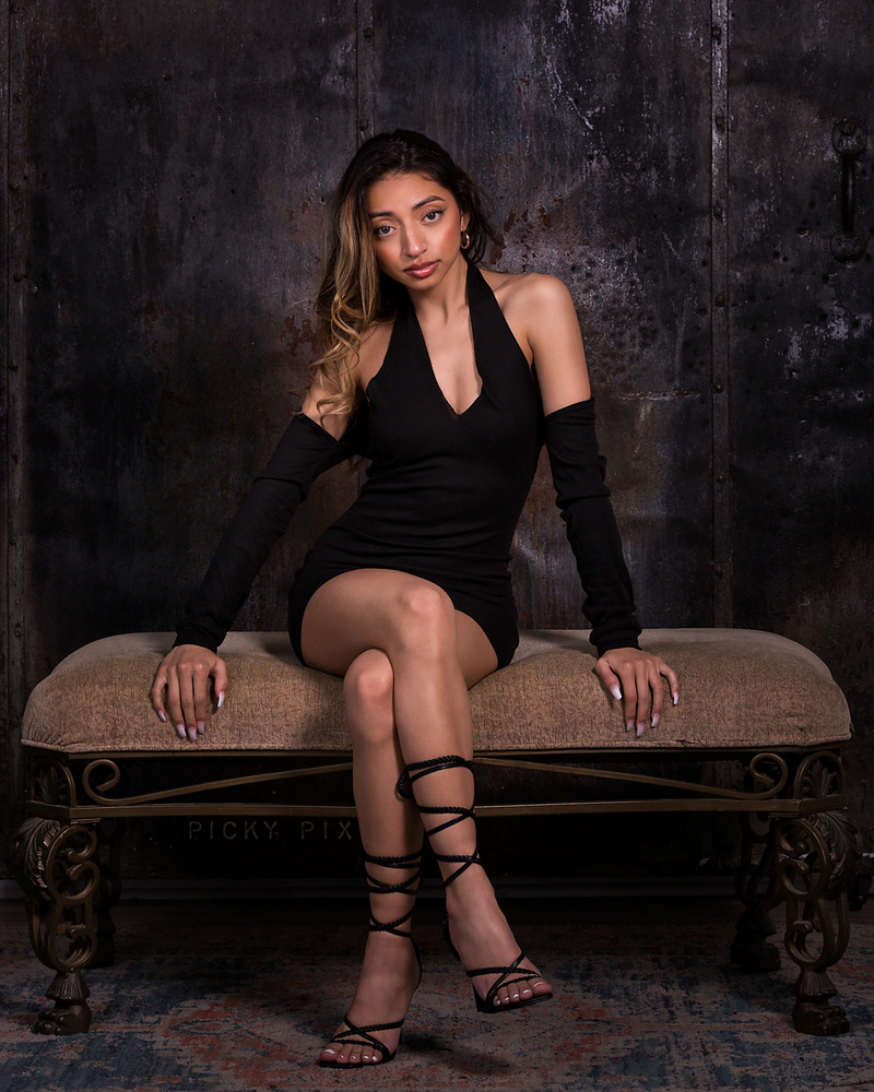 Female model photo shoot of Alyzza Vera in Philadelphia