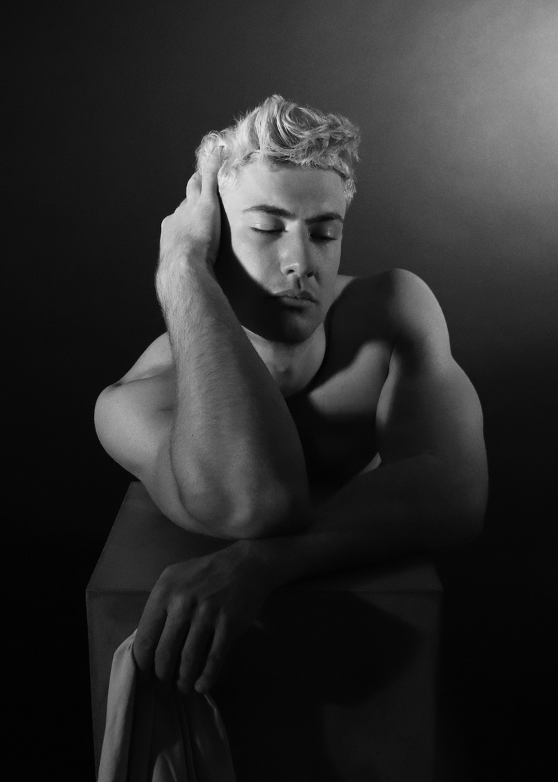 Male model photo shoot of Vintage Studio Art and Petarious
