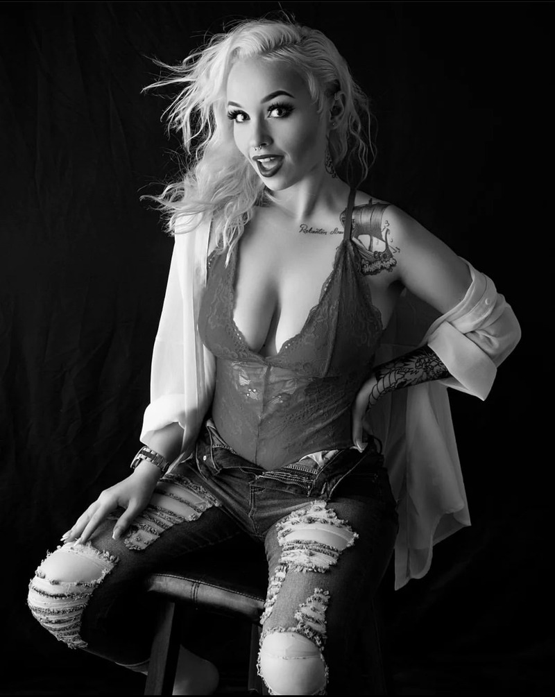 Female model photo shoot of missi_milli in Las Vegas