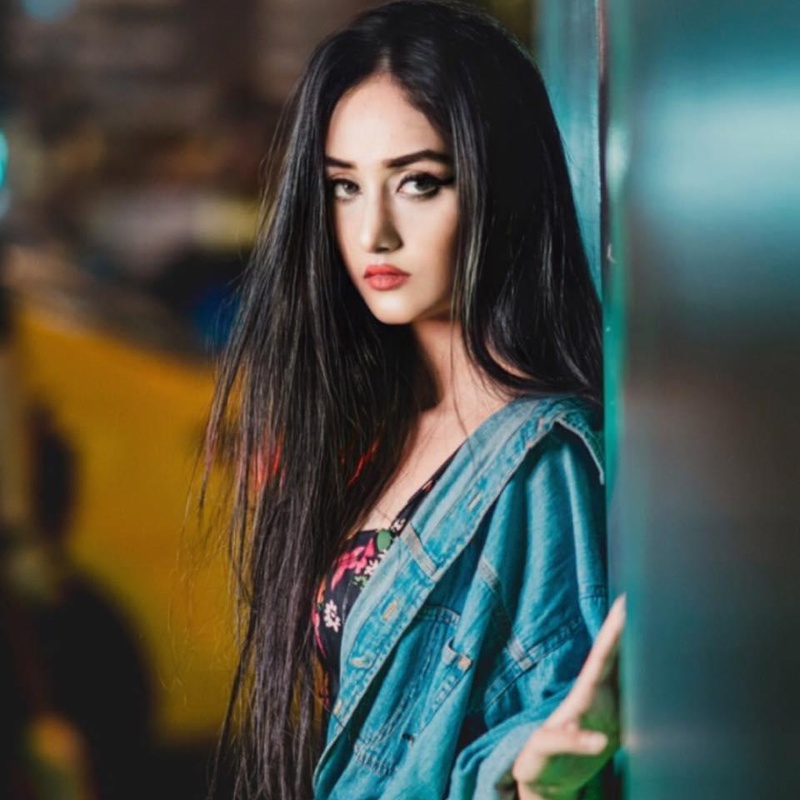 Female model photo shoot of Aayuu