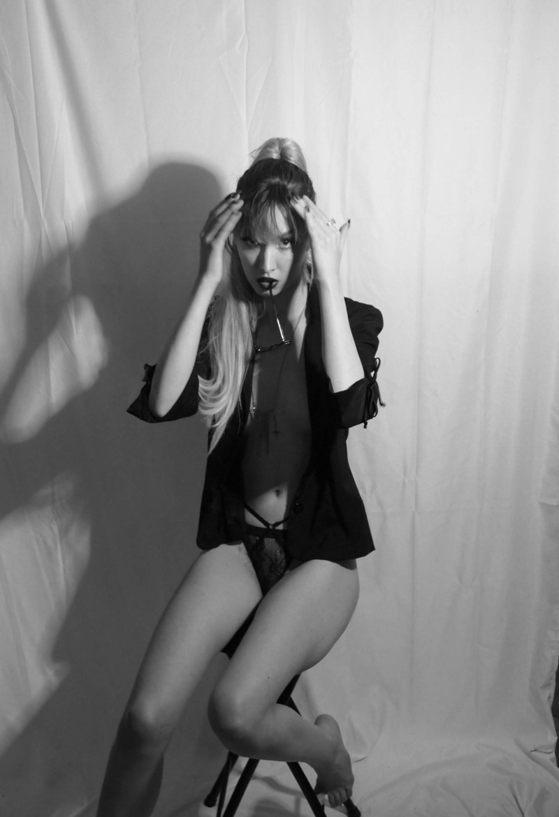 Female model photo shoot of tokyodrul
