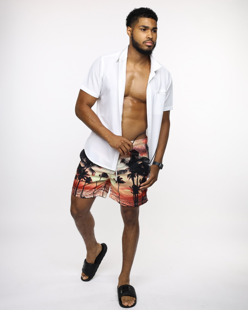 Male model photo shoot of Kingzizi