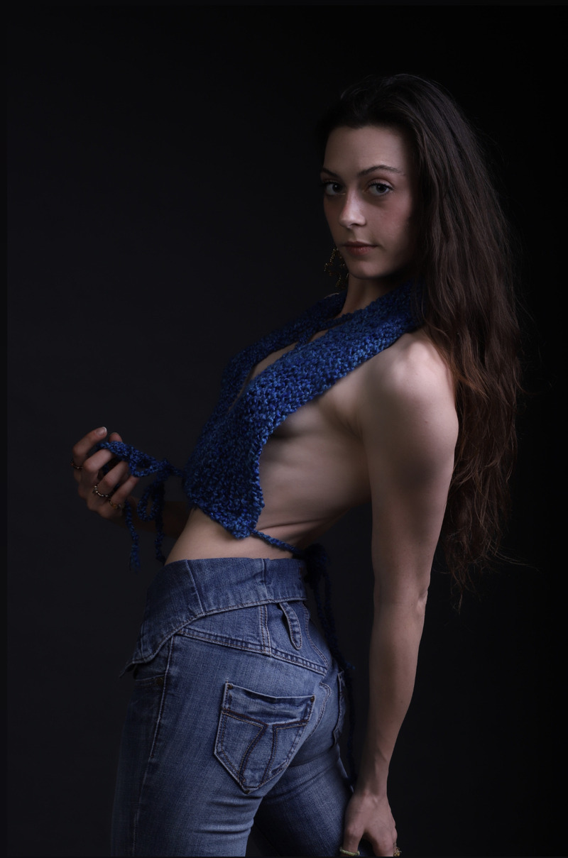 Female model photo shoot of LynnBitt in Virginia