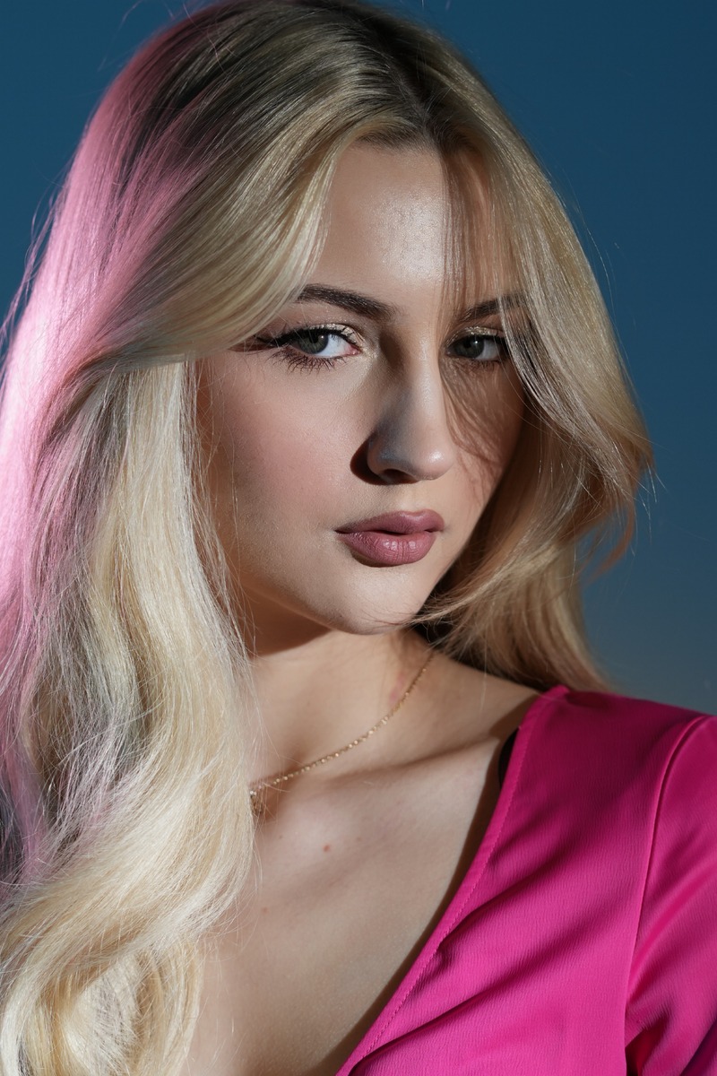 Female model photo shoot of Tetiana Litvin in Istanbul