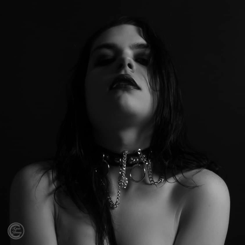 Female model photo shoot of Gothic_luna_666