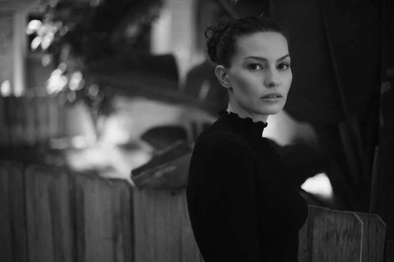 Female model photo shoot of Julez Tagiev