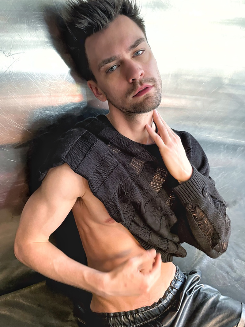 Male model photo shoot of orlando vivas in Brooklyn