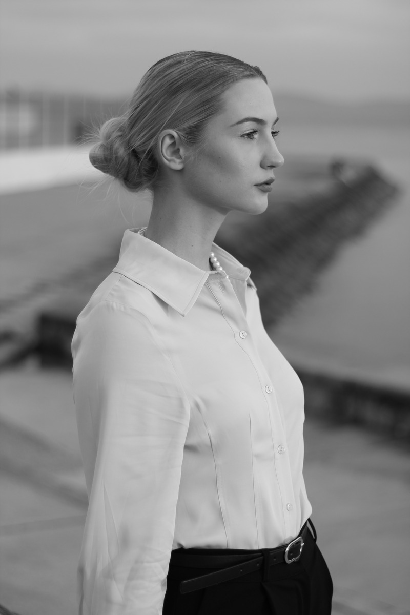 Female model photo shoot of Tetiana Litvin