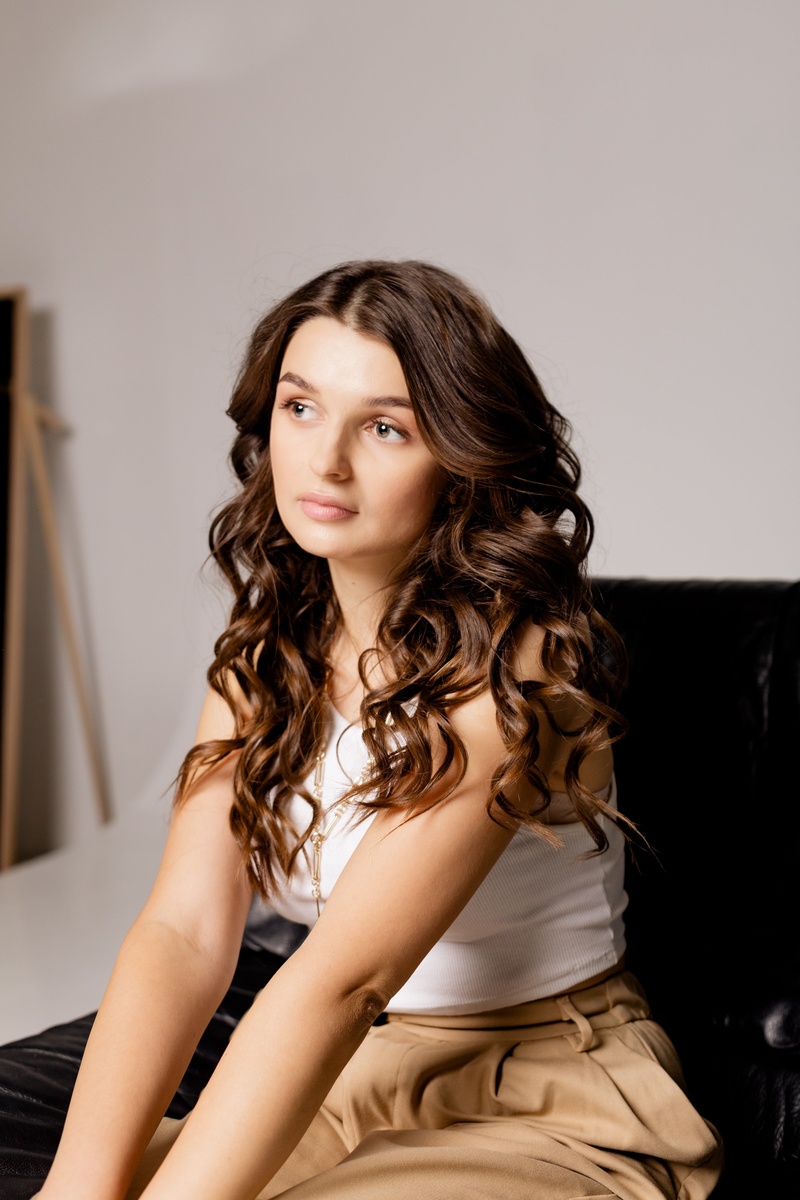 Female model photo shoot of irynakinchur in Kyiv, Ukraine