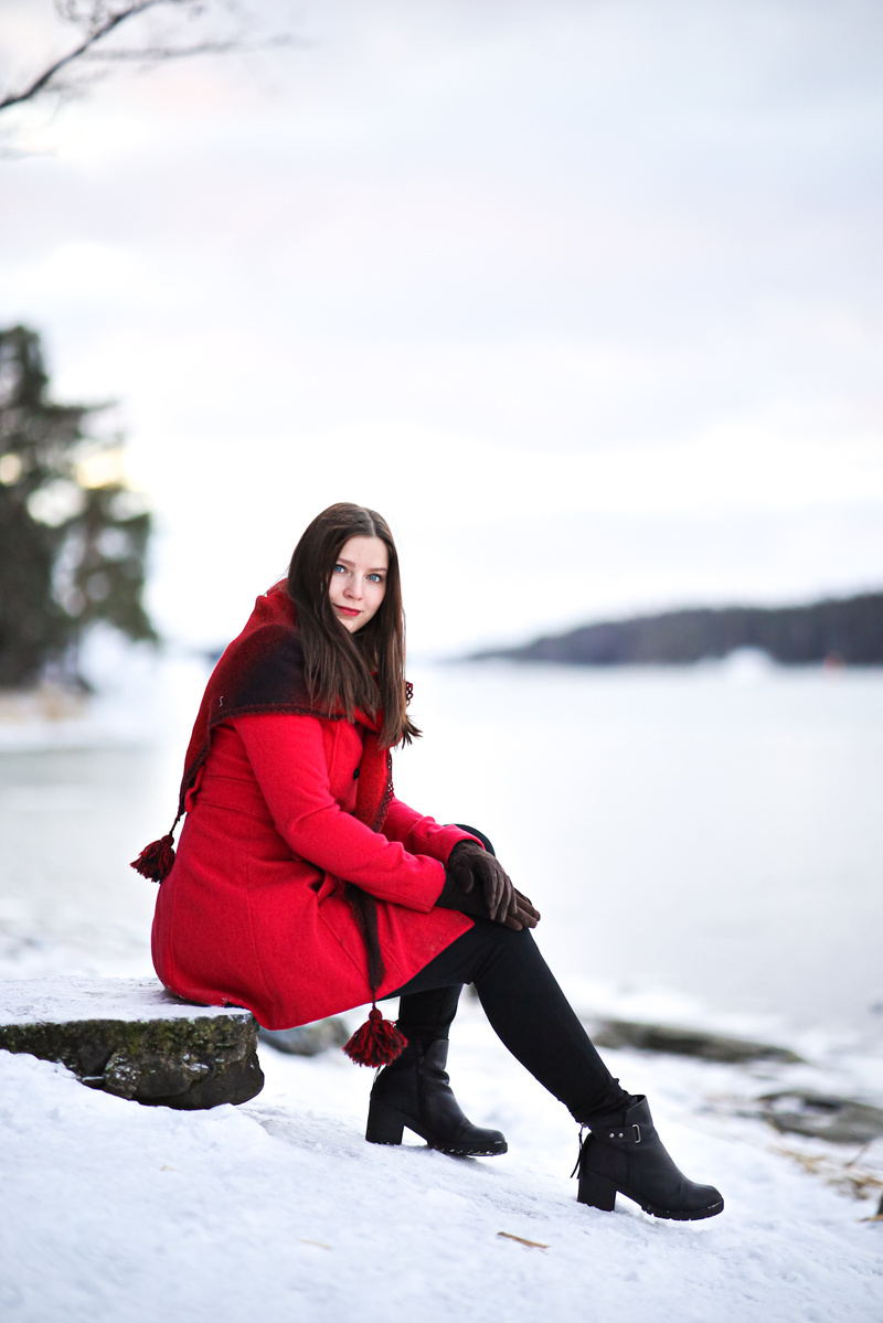 Female model photo shoot of Ilona Maria in Ruissalo, Finland