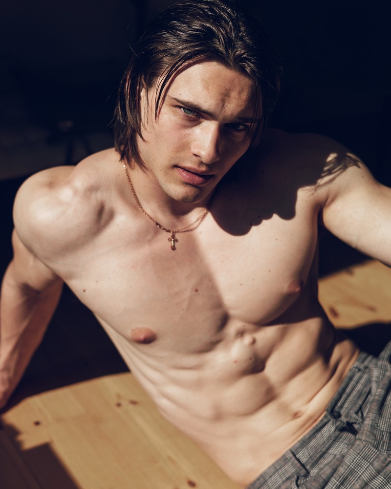 Male model photo shoot of Yehor Kaliberda