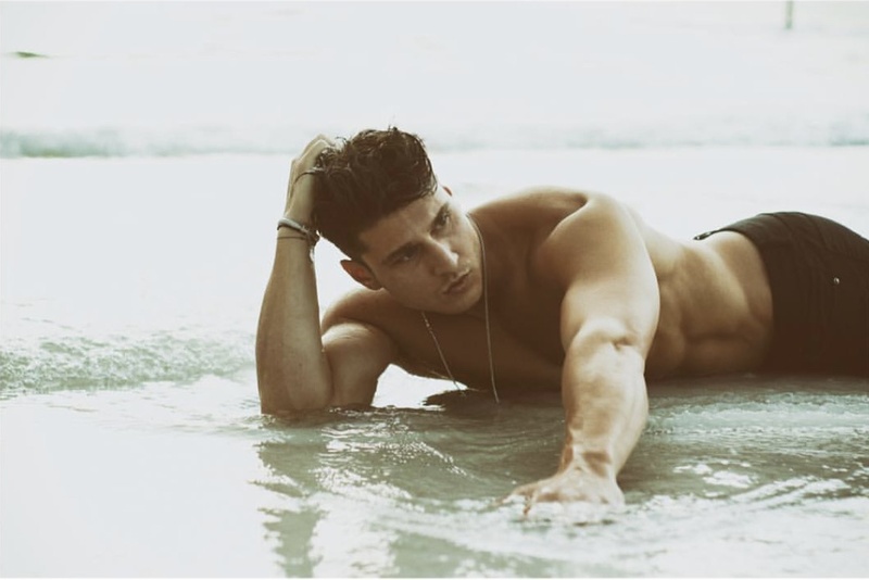 Male model photo shoot of Orlando Ingram in Clearwater Beach