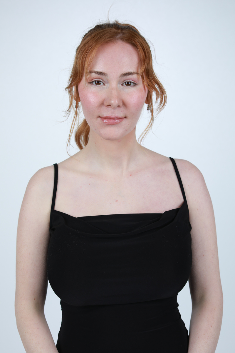 Female model photo shoot of makepbynorma