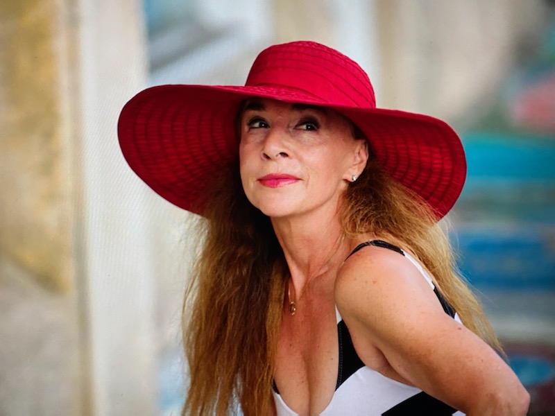 Female model photo shoot of Alix Redmonde in Sarasota