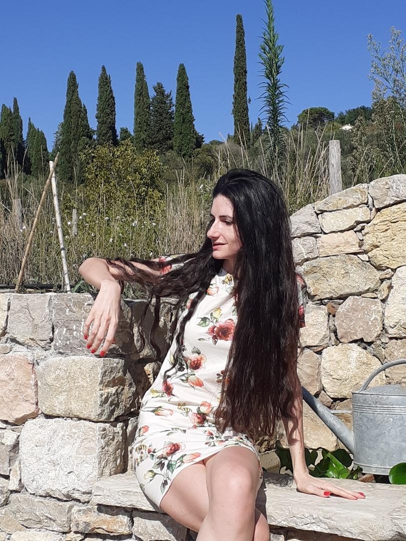 Female model photo shoot of Milenna in Grasse