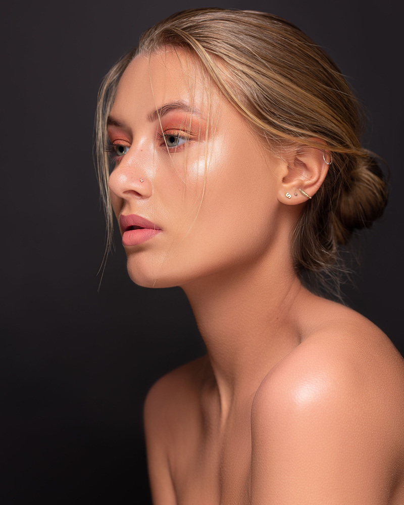 Female model photo shoot of Maryna_Retoucher