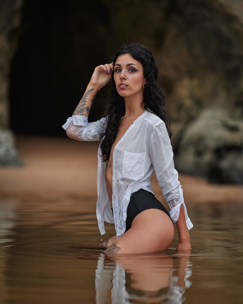 Female model photo shoot of Ana Espinafre