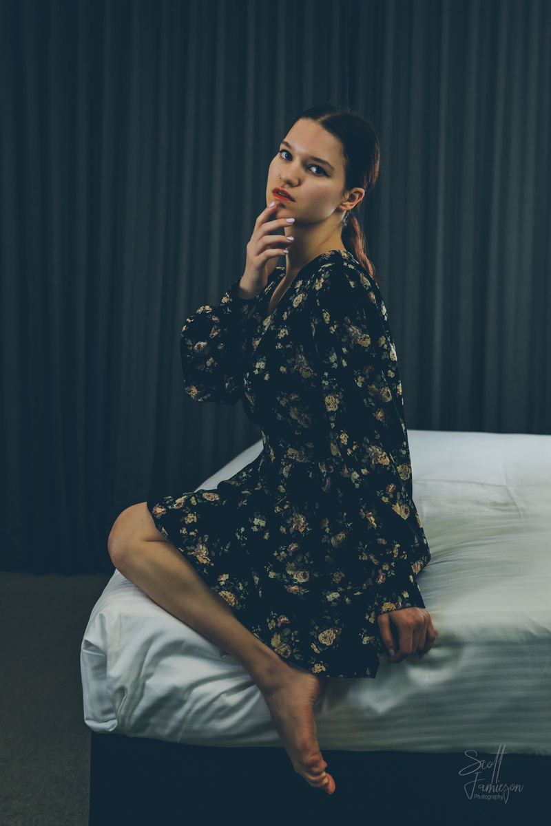 Female model photo shoot of Elli Laventeli by Scott Jamieson