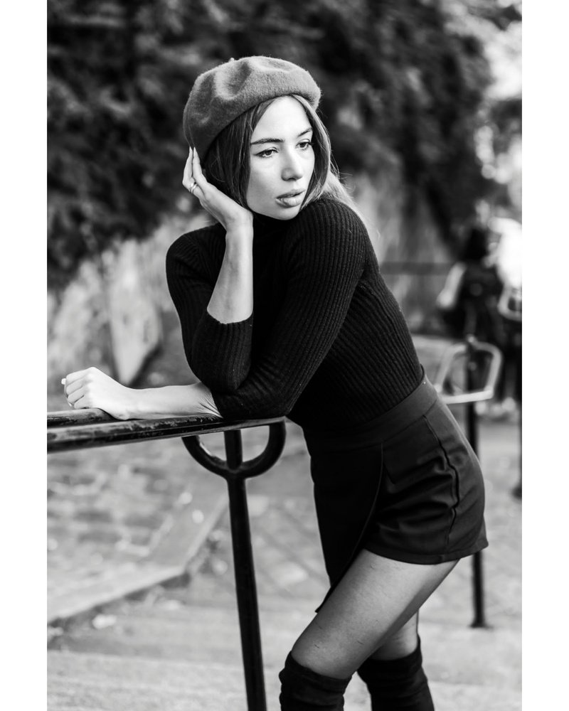 Female model photo shoot of Daria Neverova